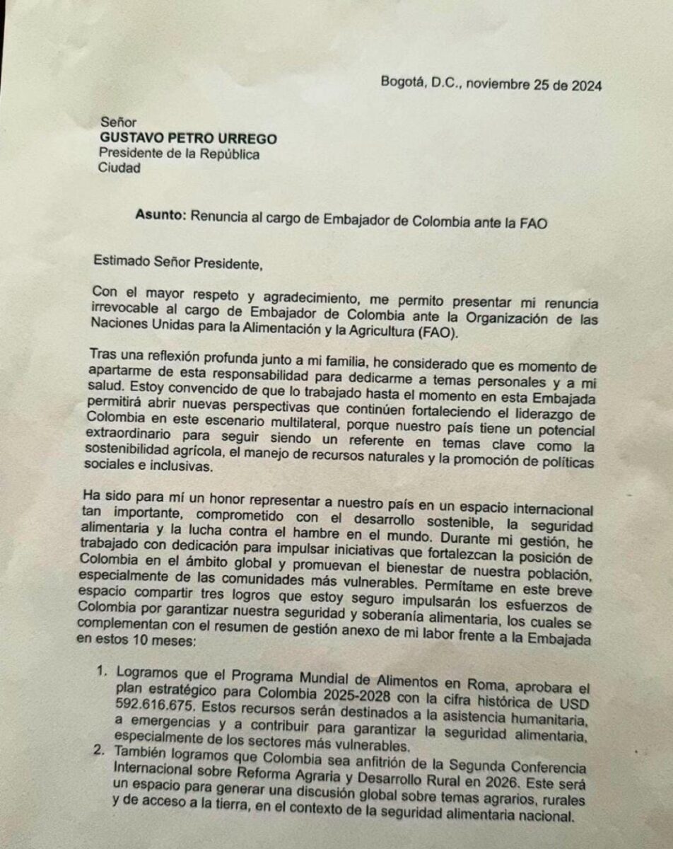Armando Benedetti renuncia al FAO Tras 10 meses como embajador en Roma y en medio de acusaciones por violencia de género, Armando Benedetti presentó su renuncia irrevocable ante el presidente Gustavo Petro.
