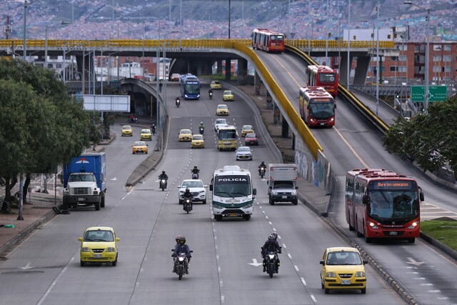 ¿Habrá pico y placa en diciembre? Esto dijo Galán Se está evaluando si la medida de pico y placa se levanta o se mantiene durante diciembre en Bogotá.