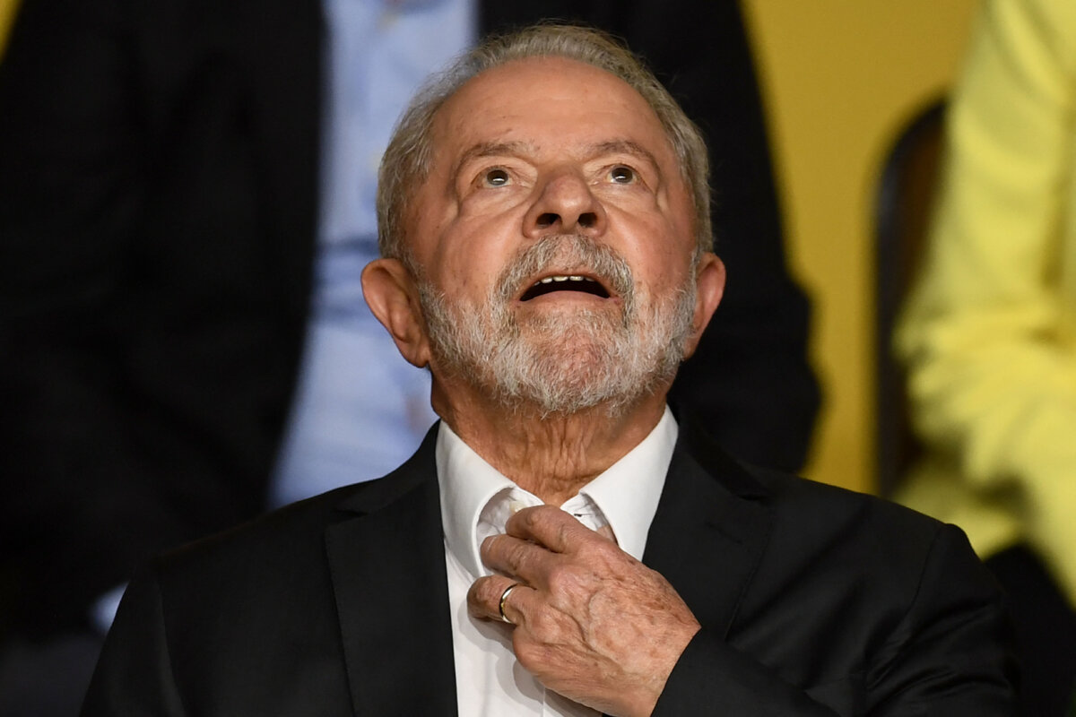 Presidente Lula de Brasil se encuentra en cuidados intensivos 2 Presidente Lula de Brasil se encuentra en cuidados intensivos El presidente fue operado y se encuentra en proceso de recuperación. Esto es lo que ocurrió.