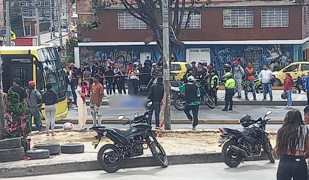 Accidente entre motociclista y peatón cobró la vida de una persona en Rafael Uribe Un nuevo accidente de tránsito dejó como saldo a una persona fallecida en la localidad de Rafael Uribe. Esto es lo que se sabe.
