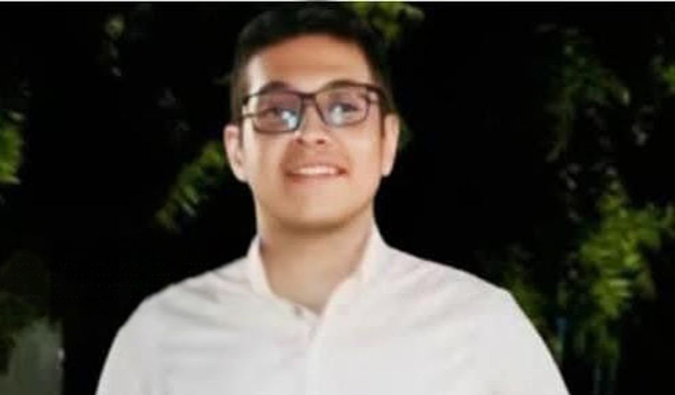 Andrés murió tras ser agredido con un arma de fuego en Cundinamarca Un sujeto que se movilizaba en motocicleta acabó con la vida de Andrés Cardozo cuando este estaba a punto de llegar a su lugar de residencia.