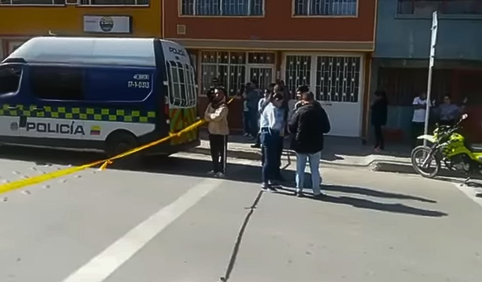 Se conocen detalles de sicariato en Kennedy: la víctima tenía anotaciones La víctima fue identificado como Luis Mauricio Díaz Gaitán, de 44 años.