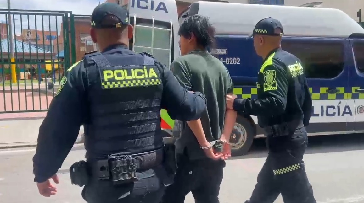 Capturan al hombre que robó a un padre y su hijo en Bosa La comunidad alertó a los uniformados sobre el hurto.