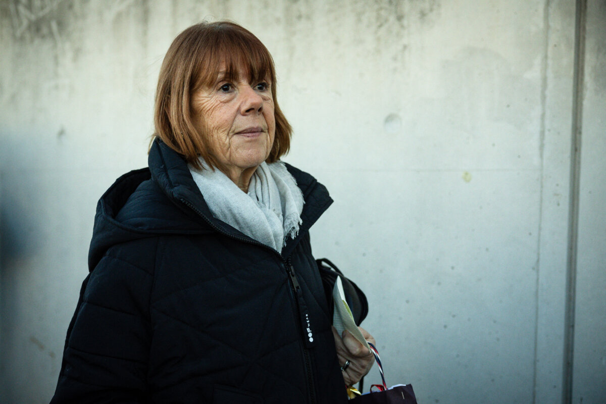 Condenan a 20 años de cárcel a Dominique Pelicot por violaciones a su exesposa 1 Condenan a 20 años de cárcel a Dominique Pelicot por violaciones a su exesposa La justicia francesa condenó este jueves a la pena de 20 años de prisión a Dominique Pelicot por drogar sistemáticamente a su entonces esposa, Gisèle Pelicot, durante una década para violarla junto con decenas de desconocidos. El fallo fue emitido al término de un juicio histórico que ha captado la atención mundial.