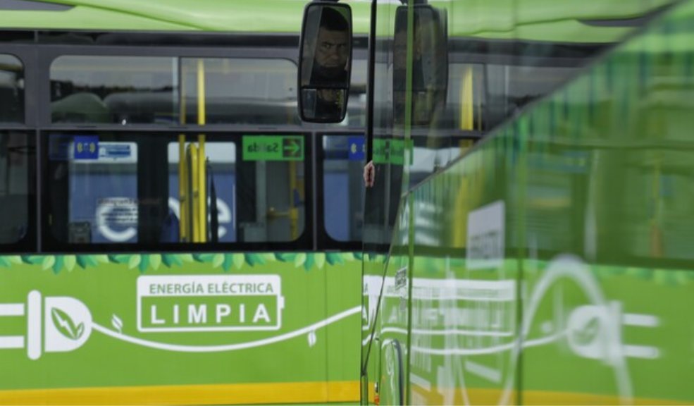 Ministra de Transporte y Gustavo Petro se pronuncian frente al alza del pasaje de TransMilenio García señaló que el Distrito cometió un error al incluir unilateralmente este monto en su presupuesto, creando falsas expectativas sobre los recursos disponibles.
