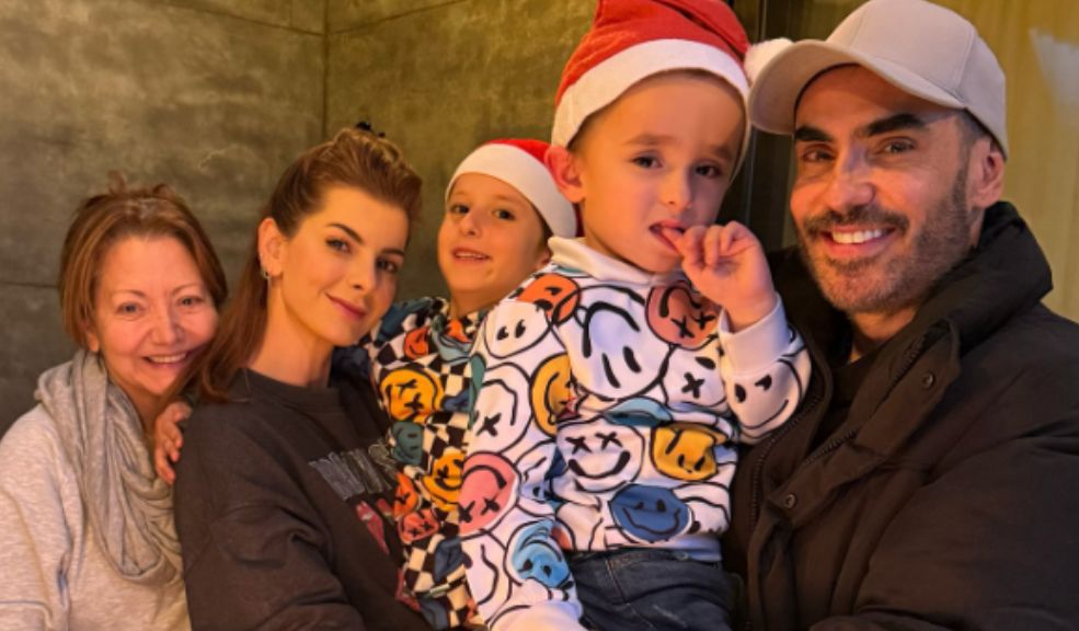 Así celebraron los famosos la Noche de Velitas Personalidades de la farándula compartieron cómo vivieron la Noche de Velitas, que marca el inicio de la celebración de Navidad.