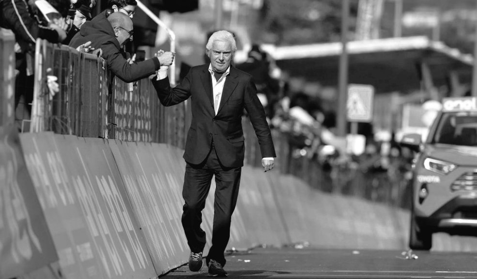 Fallece Gianni Savio, el hombre que descubrió a Egan Bernal 1 Fallece Gianni Savio, el hombre que descubrió a Egan Bernal Gianni Savio, reconocido cazatalentos del ciclismo mundial y primer director europeo de Egan Bernal, falleció a los 76 años.