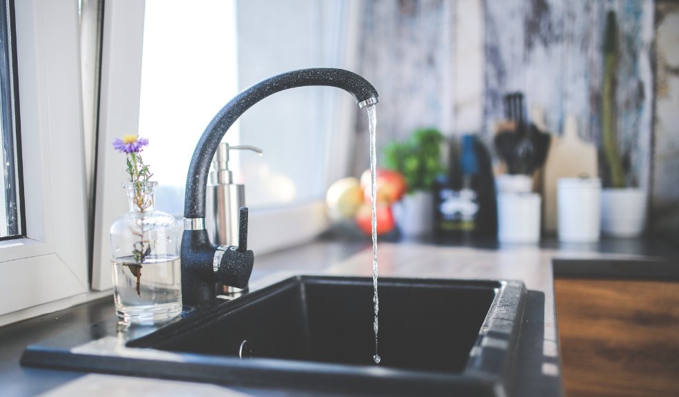 Estos son los barrios de Bogotá que no tendrán agua este 20 de diciembre 1 Estos son los barrios de Bogotá que no tendrán agua este 20 de diciembre El turno 2 tendrá racionamiento de agua este viernes 20 de diciembre en Bogotá. A continuación, les contamos qué barrios y localidades se verán afectados.