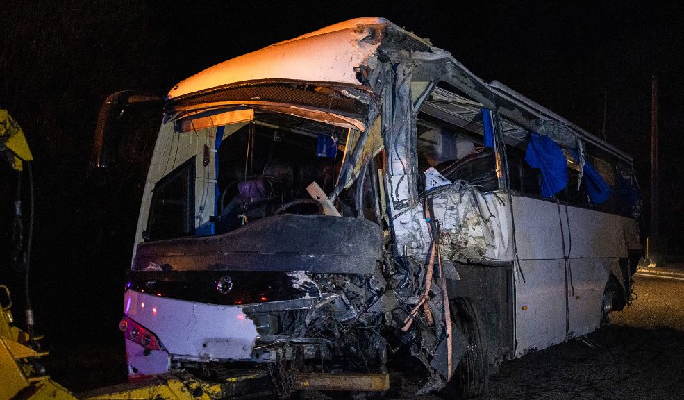 Conductor del bus en el que murieron dos colombianos en Francia dio positivo para cocaína La Embajada de Colombia en Francia identificó a las víctimas como ciudadanos colombianos que residían en España.