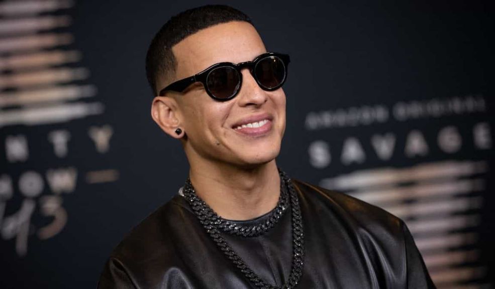 Daddy Yankee y su esposa llegaron a un acuerdo tras millonaria demanda: esto se decidió Daddy Yankee acusó a su expareja y a su excuñada de apropiarse de dinero de las compañías del cantante.