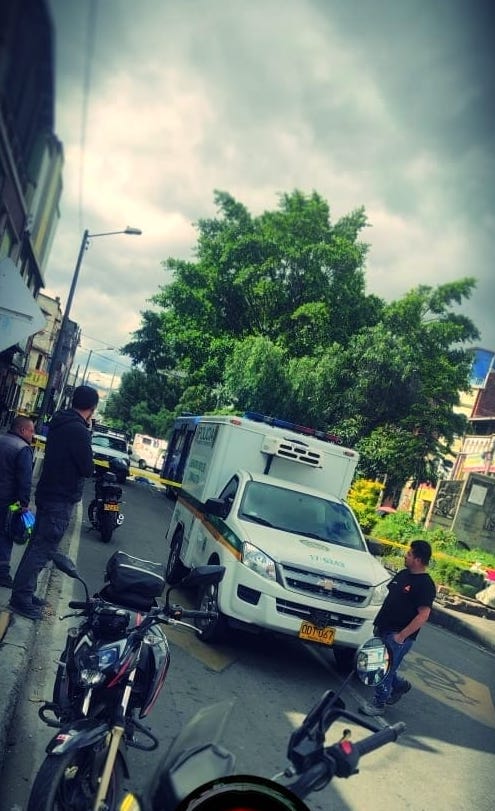 Dos motociclistas murieron en distintos accidentes de tránsito en Bogotá 2 Dos motociclistas murieron en distintos accidentes de tránsito en Bogotá Así fueron los dos accidentes de tránsito que cobraron la vida de dos motociclistas en diferentes puntos de la ciudad de Bogotá.