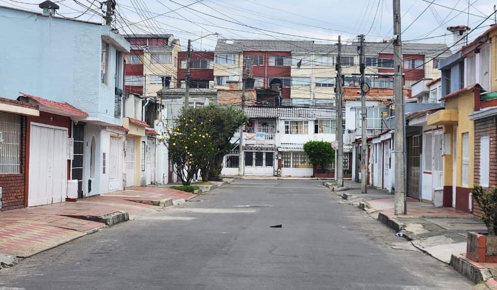 Esta es la identidad de la adulta mayor asesinada por su nieto en Engativá El hombre apuñaló varias veces a su abuela porque, al parecer, ella no lo dejó salir. Los hechos ocurrieron el 24 de diciembre.