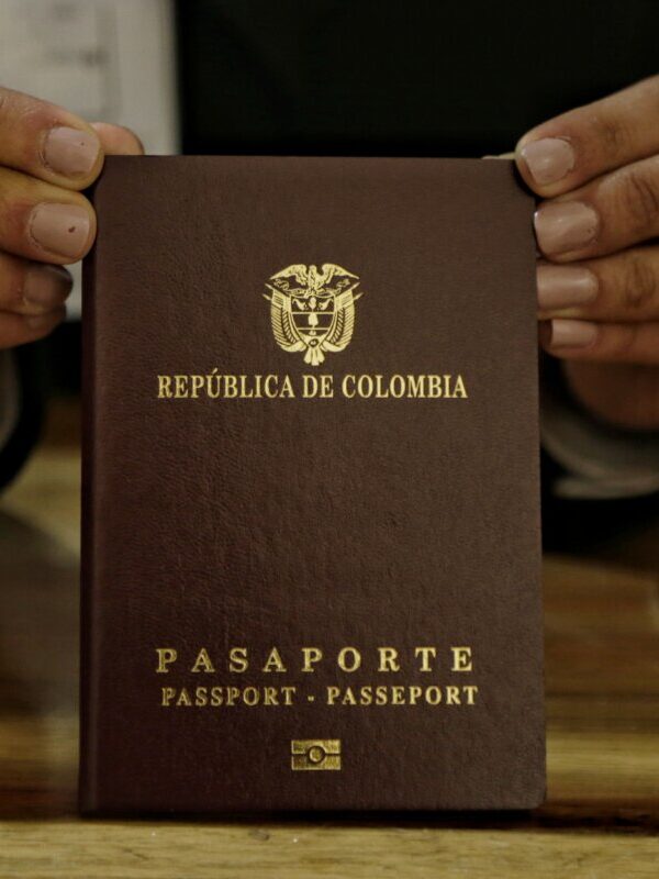 Estos son los nuevos cambios en la renovación de pasaporte para menores de edad Este avance facilita la unificación de los registros, evitando trámites adicionales que anteriormente generaban gastos innecesarios.