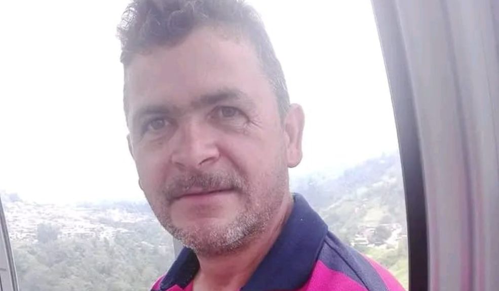 Fernando fue brutalmente agredido con un destornillador por su pareja sentimental en Usme La familia de Fernando denuncia que el hombre, de 53 años, fue brutalmente agredido por su pareja sentimental. Ahora se debate entre la vida y la muerte.
