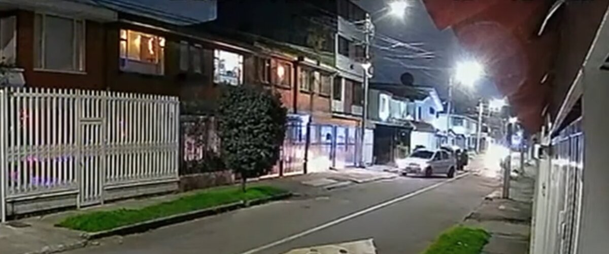 Intento de robo de una camioneta dejó a un mujer herida en el barrio Normandía 1 Intento de robo de una camioneta dejó a un mujer herida en el barrio Normandía Así fue el violento intento de robo perpetrado en Normandía, en el cual resultó herida una mujer.