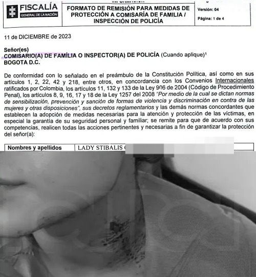 Nuevo intento de feminicidio en Bogotá: mujer sobrevivió a 16 puñaladas Lady Castro fue agredida por su expareja frente a su casa. A pesar de que tenía medida de protección, el sujeto le habría propinado 16 puñaladas.