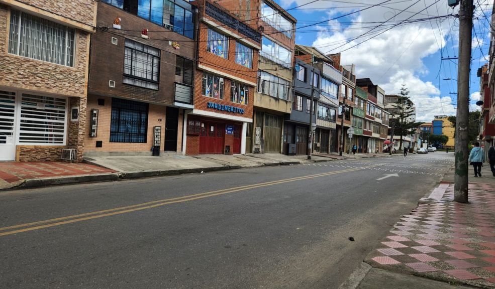 Se conocen detalles de sicariato en Kennedy: la víctima tenía anotaciones 1 Se conocen detalles de sicariato en Kennedy: la víctima tenía anotaciones La víctima fue identificado como Luis Mauricio Díaz Gaitán, de 44 años.