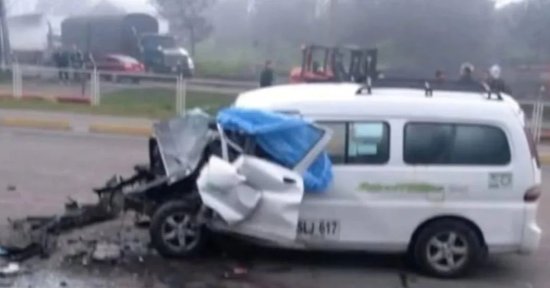 Esta es la identidad del conductor que murió en accidente en vía Zipaquirá - Cajicá Tras el impactante choque, el conductor del automóvil involucrado perdió la vida. El siniestro se dio en la vía Cajicá-Zipaquirá.