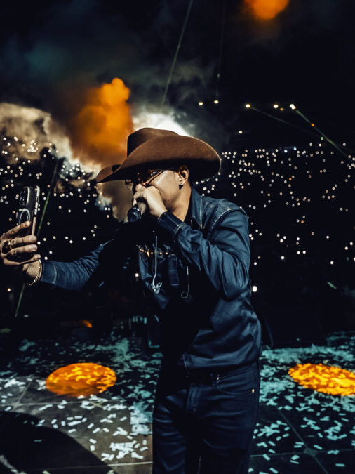 Yeisón Jiménez cierra el año más exitoso de su carrera 1 Yeisón Jiménez cierra el año más exitoso de su carrera En sólo plataformas digitales, alcanzó 547 millones de vistas en Youtube, experimentó un crecimiento significativo en Spotify y superó los 12 millones de seguidores en sus redes sociales.