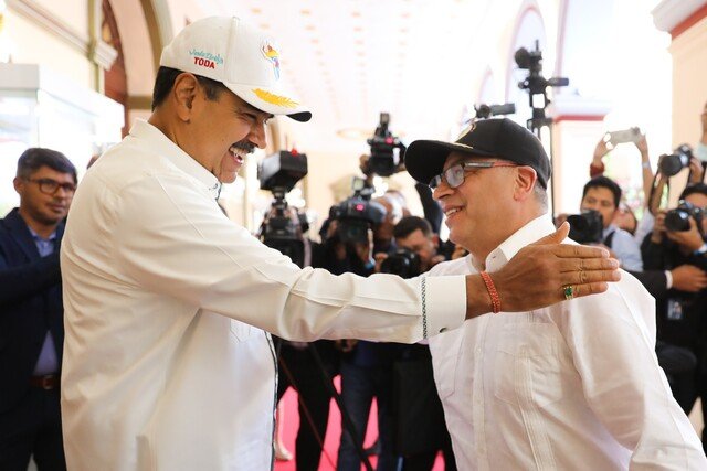 ¿Gustavo Petro asistirá a la posesión de Maduro? Esto dice el mandatario 1 gustavo petro y nicolas maduro