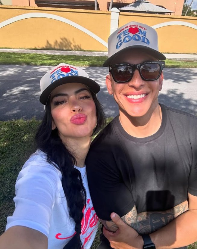 Daddy Yankee desmiente su supuesta relación con Jessica Cediel "Lamentamos que la Sra. Cediel no haya querido aclarar la verdad", dijo el equipo de Daddy Yankee por medio de un comunicado.