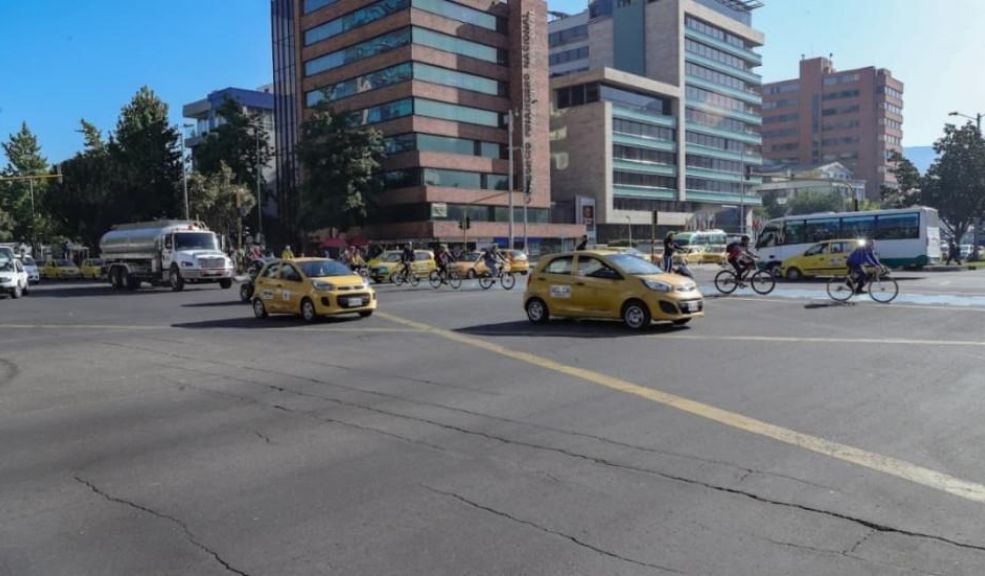 EN VIVO: Movilidad en Bogotá este 16 de diciembre 3 EN VIVO: Movilidad en Bogotá este 16 de diciembre Conozca cómo avanza la movilidad en Bogotá este lunes 16 de diciembre.