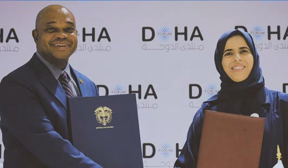 Colombia y Qatar firman acuerdo de cooperación educativa 1 Colombia y Qatar firman acuerdo de cooperación educativa Colombia y Qatar fortalecen lazos educativos con la firma de un memorando de entendimiento que promoverá la innovación educativa, intercambios académicos y becas entre ambas naciones.