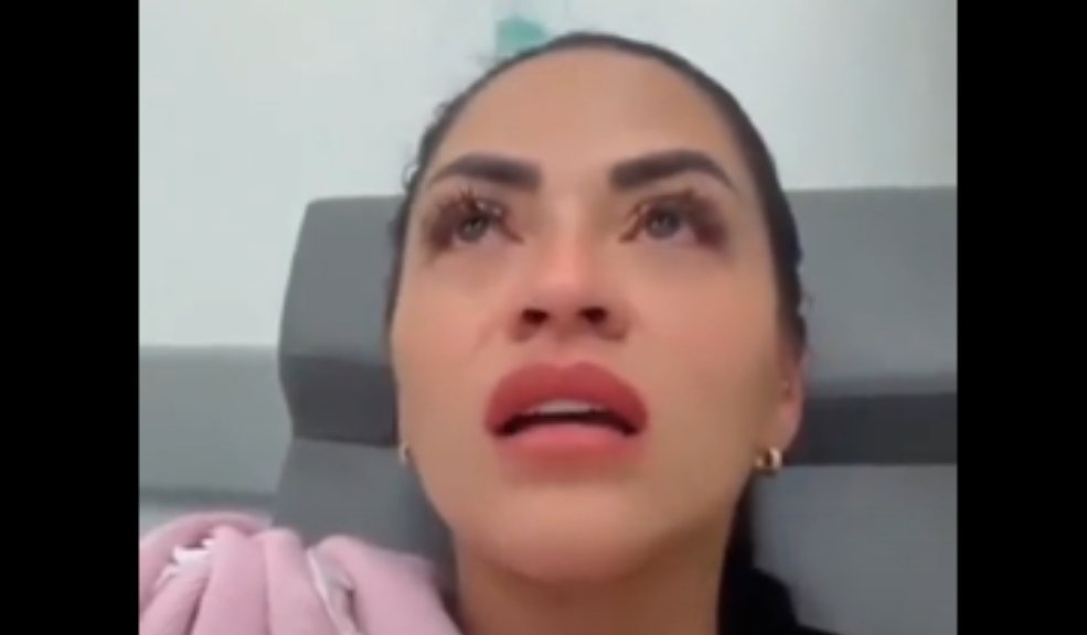 Por presunto acoso sexual y laboral mujer se retira de la Policía 1 Por presunto acoso sexual y laboral mujer se retira de la Policía Expolicía revela presunto acoso sexual por parte de coronel en Barranquilla. "Me propuso acostarme con él", asegura la víctima