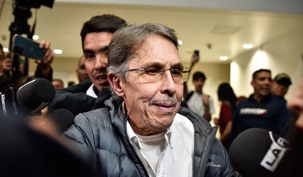 "No soy culpable": Fabio Ochoa tras llegar a Colombia 1 "No soy culpable": Fabio Ochoa tras llegar a Colombia "No soy culpable, me lo montaron": Fabio Ochoa llega a Colombia tras 20 años en cárcel de EE.UU.