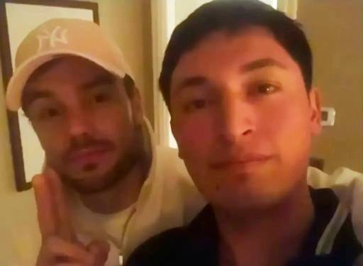 Arrestaron al mesero que suministró droga a Liam Payne Uno de los procesados por la muerte de Liam Payne y acusado de suministrarle cocaína, fue detenido por las autoridades argentinas.
