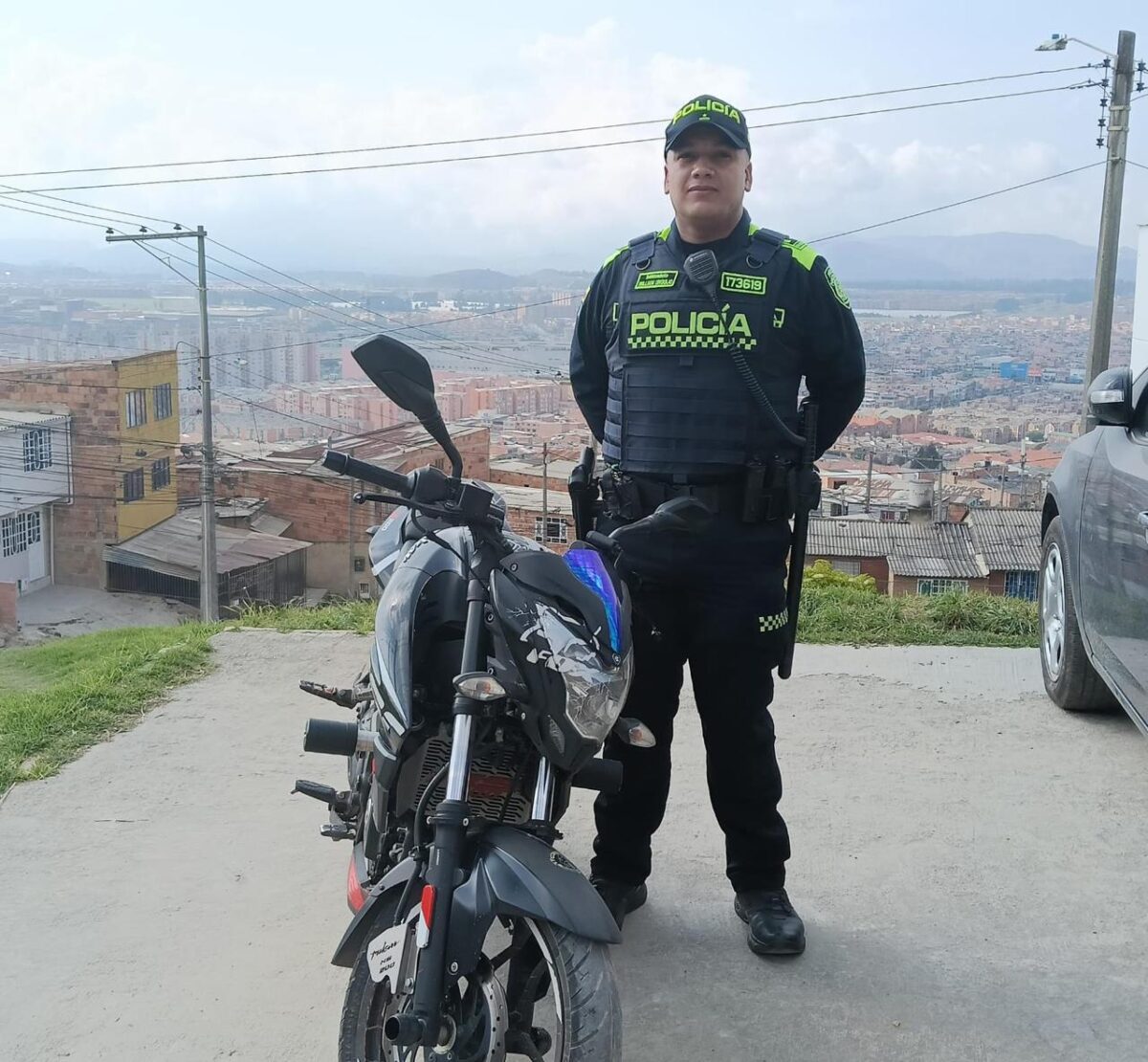 Autoridades recuperan automóviles robados en Soacha La Policía Metropolitana de Soacha recuperó tres vehículos que habían sido reportados como hurtados en el mes de diciembre en diferentes municipios.