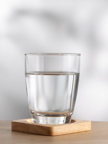 ¿Cuándo vuelve el racionamiento de agua? Estos son los turnos en enero 1 ¿Cuándo vuelve el racionamiento de agua? Estos son los turnos en enero Después de un breve receso durante las festividades de fin de año, el racionamiento de agua en Bogotá se reactivarán a partir de enero de 2025.