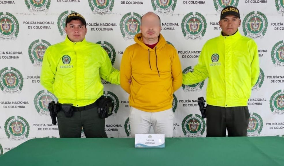 Se conocen macabros detalles sobre muerte de padre e hija en Soacha: este sujeto sería el responsable Este individuo es señalado de haber abusado de la joven de 27 años y luego asesinarla a golpes. Posteriormente, habría matado al padre y alterado la escena del crimen para hacer creer que él era el responsable.