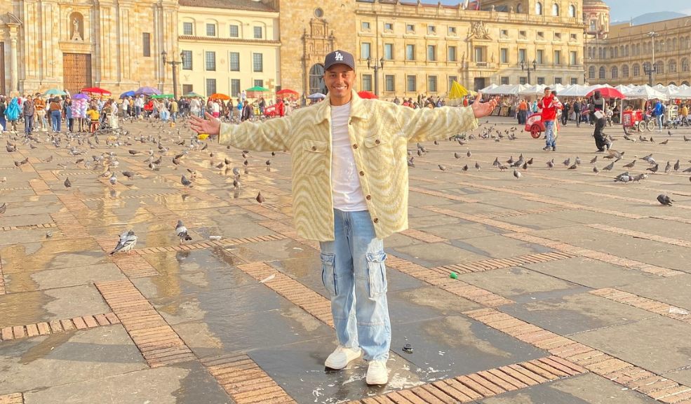 Él es Geo Primera, el cantante venezolano que fue asesinado en Usaquén El cantante Geomar Primera se encontraba de vacaciones en Bogotá junto a su familia.