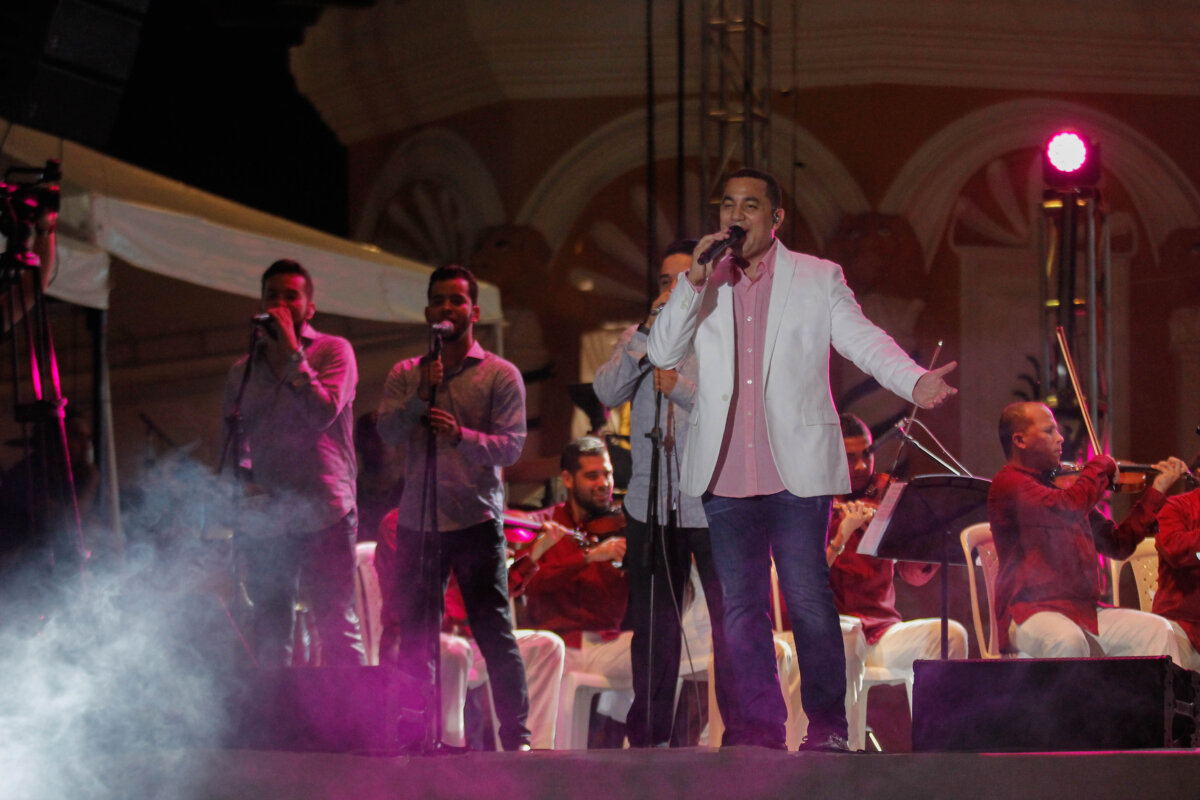 Felipe Peláez se pronuncia tras polémica por su presentación en fiesta organizada por Nicolás Maduro Esto dijo el artista frente a los comentarios que recibió sobre su presentación.