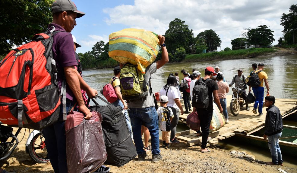 Fiscalía reactiva las órdenes de captura de 31 miembros del ELN 1 Fiscalía reactiva las órdenes de captura de 31 miembros del ELN A causa de la ola de violencia que se vive en el Catatumbo, la fiscal Luz Adriana Camargo informó sobre la reactivación de las órdenes de captura de 31 miembros del ELN.