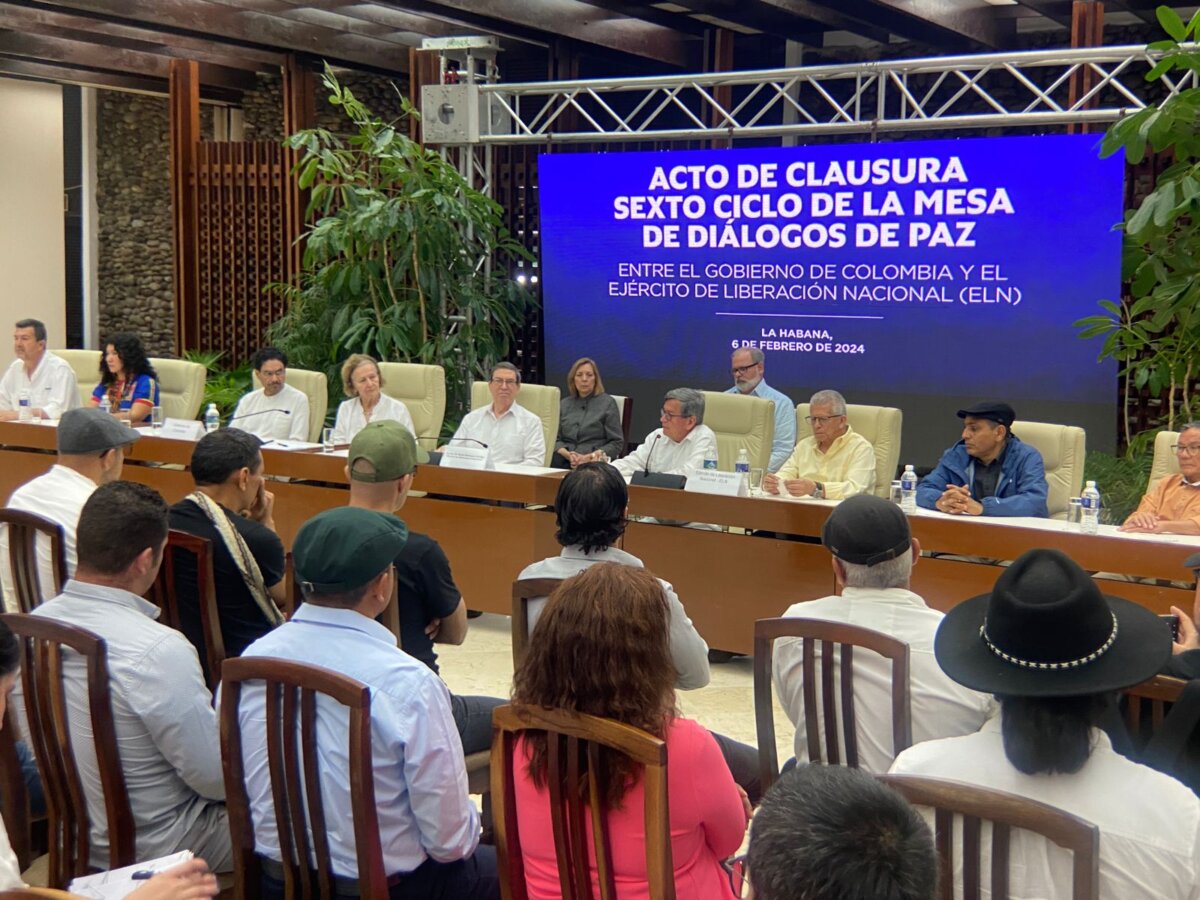 Gobierno Petro y ELN tendrán reunión clave para discutir diálogos de paz 1 Gobierno Petro y ELN tendrán reunión clave para discutir diálogos de paz Con el inicio de 2025, el futuro de la paz en Colombia queda a disposición de las decisiones que se tomen en la próxima reunión con el ELN en Venezuela.
