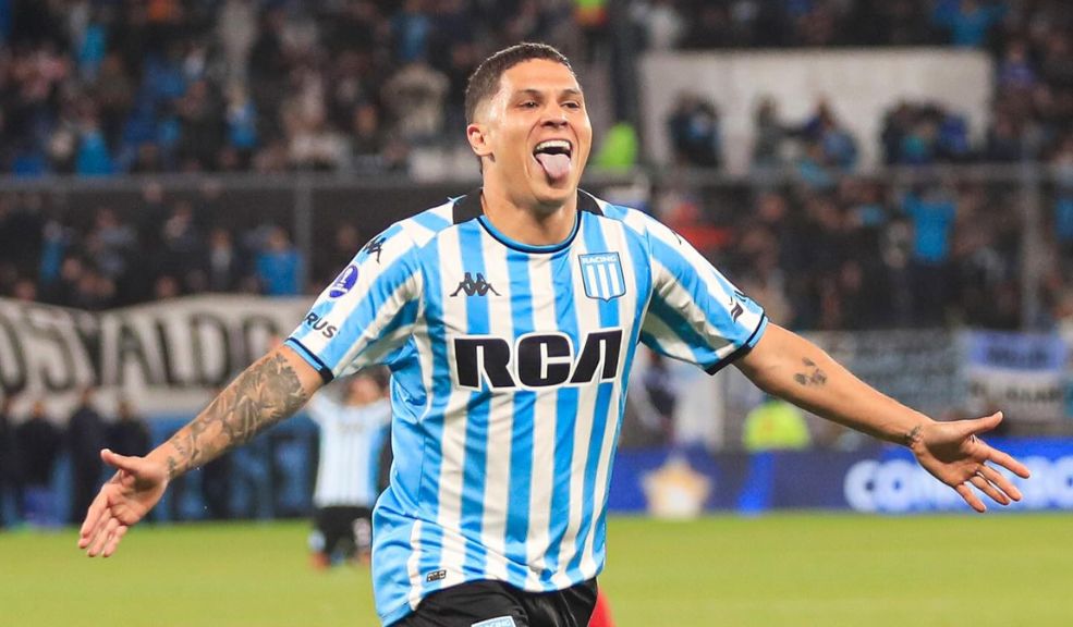 EN VIDEO: así se presentó Juan Fernando Quintero ante los hinchas del América 1 EN VIDEO: así se presentó Juan Fernando Quintero ante los hinchas del América Tras el anunció oficial de su llegada al América, Juan Fernando Quintero saludó a los hinchas de club. Su presentación se dará en los próximos días.