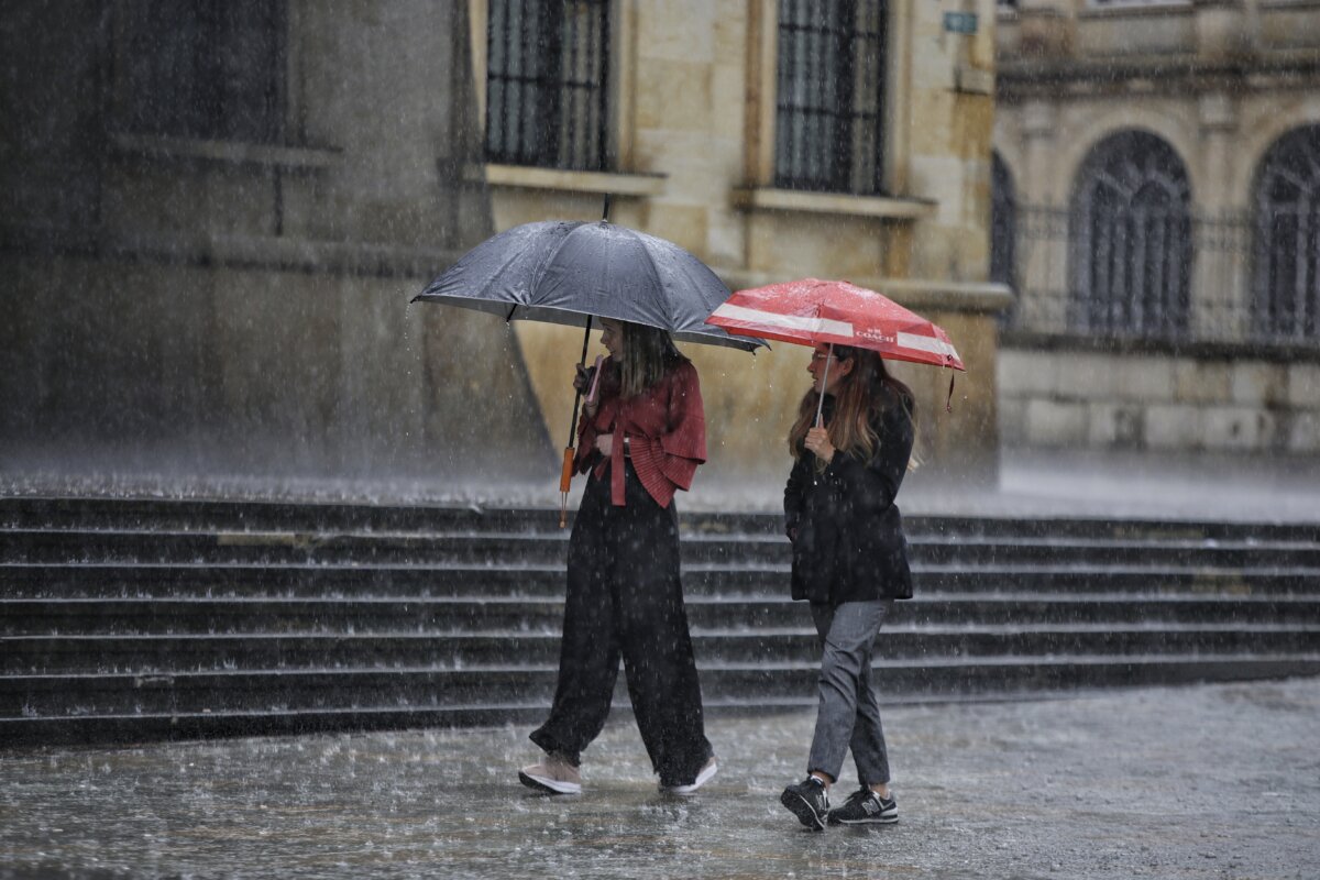 Llega el 'Fenómeno de la Niña' en 2025: Esto dice el IDEAM sobre las lluvias 1 Llega el 'Fenómeno de la Niña' en 2025: Esto dice el IDEAM sobre las lluvias El impacto de La Niña en Colombia puede ser significativo, con un aumento de lluvias en algunas áreas y déficits en otras.