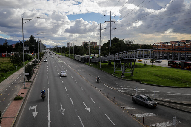 Más de 75.000 vehículos han ingresado a Bogotá este 6 de enero 1 Más de 75.000 vehículos han ingresado a Bogotá este 6 de enero Los corredores viales en los que se espera mayor número de vehículos son la autopista Sur, autopista Norte, la calle 80 y la calle 13.