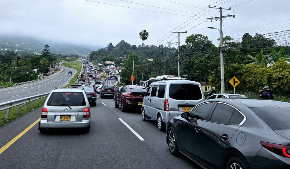 Más de 75.000 vehículos han ingresado a Bogotá este 6 de enero Los corredores viales en los que se espera mayor número de vehículos son la autopista Sur, autopista Norte, la calle 80 y la calle 13.