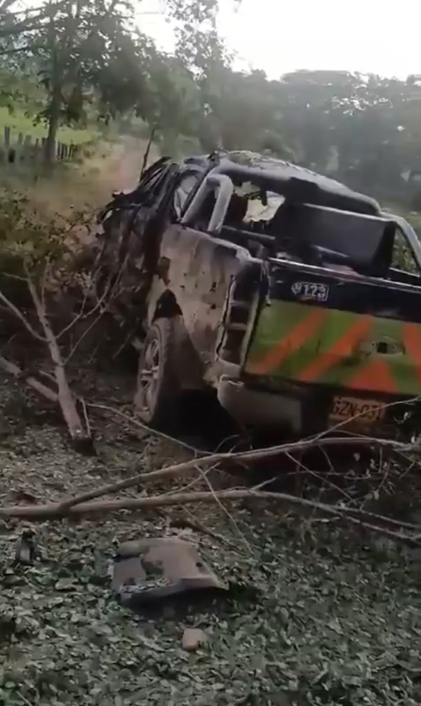 Patrulla de la Policía fue atacada con explosivos: 7 uniformados resultaron heridos 1 Patrulla de la Policía fue atacada con explosivos: 7 uniformados resultaron heridos El ataque ocurrió sobre las 10:30 de la noche del jueves, en inmediaciones del municipio de Aguachica.