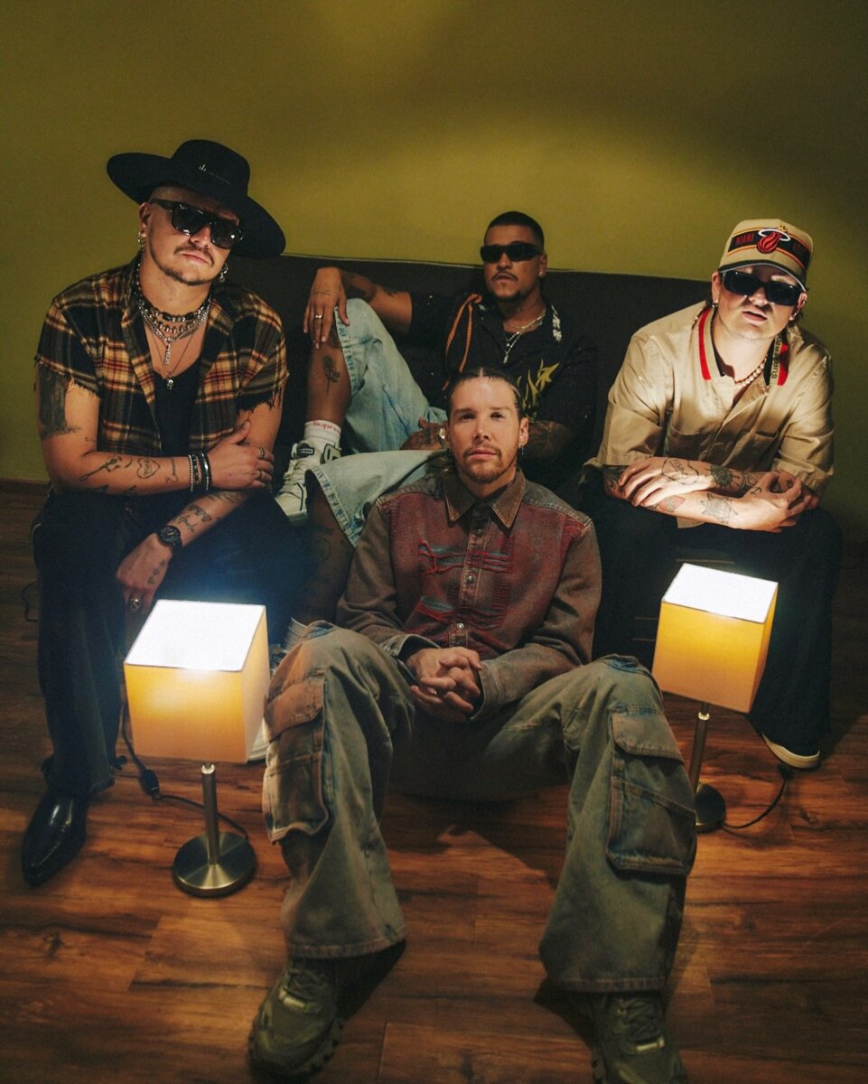 Piso 21 anunció que uno de sus integrantes se retira, ¿quién es? Uno de los integrantes de la reconocida banda Piso 21 anunció su retiro del proyecto musical. Tanto sus compañeros como los fanáticos lo despidieron con emotivos mensajes.