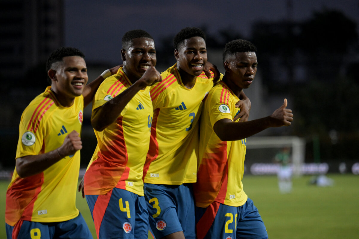 Selección Colombia venció a Bolivia y clasificó al hexagonal final del Sudamericano Sub 20 La Selección Colombia, dirigida por César Torres, aseguró un cupo a la fase final tras imponerse a una difícil Bolivia.