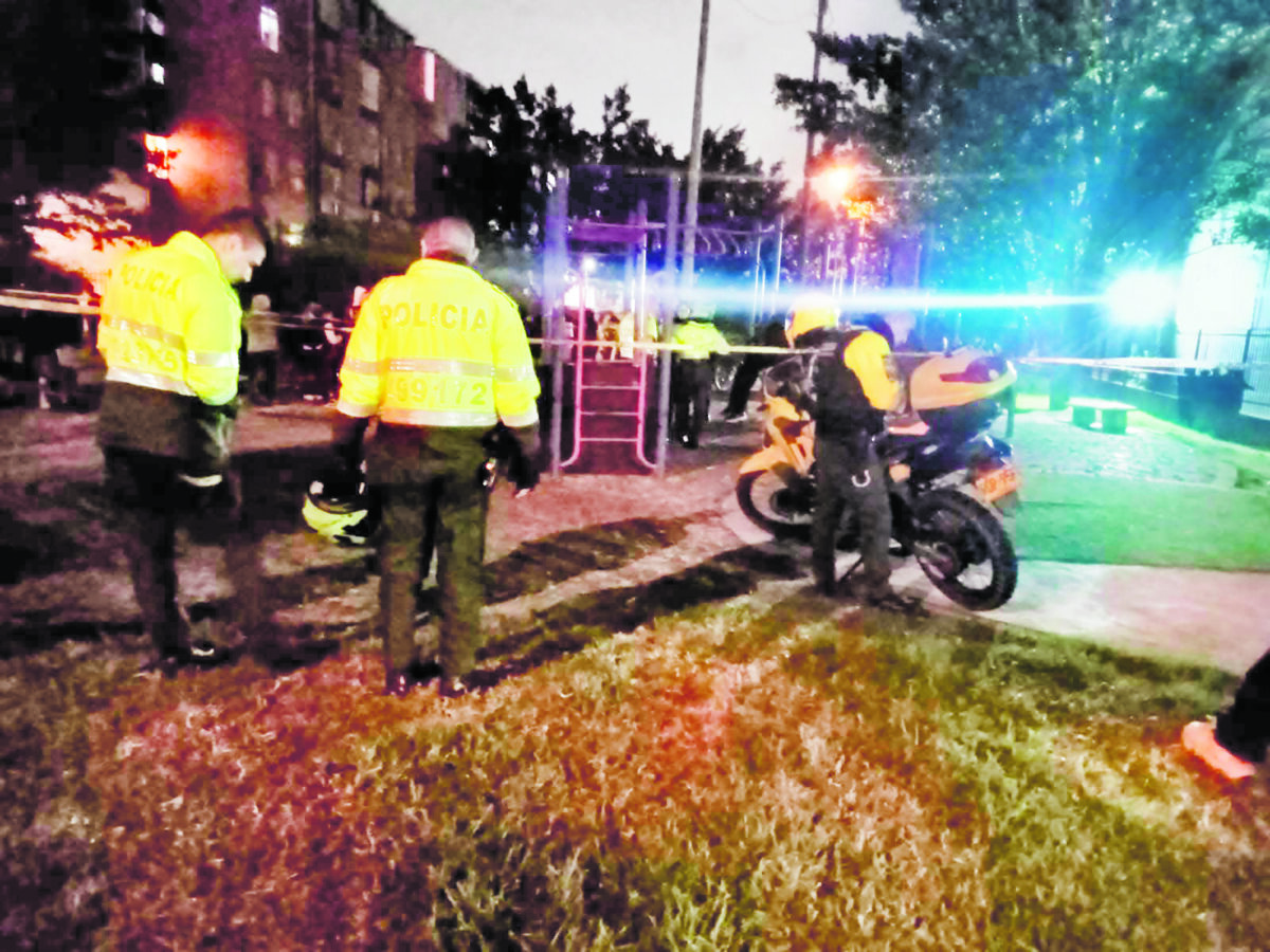 Esta es la identidad del joven que fue asesinado a tiros en Soacha El joven se encontraba en un parque público del municipio de Soacha cuando fue víctima de un ataque sicarial.