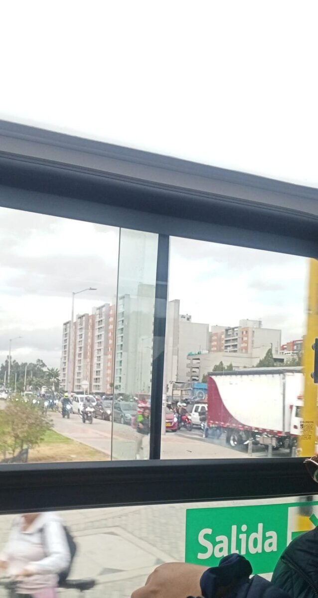 EN VIVO| Movilidad en Bogotá hoy 31 de enero: reportan colapso en la avenida Guayacanes Les informamos sobre el estado de las vías en Bogotá en tiempo real.