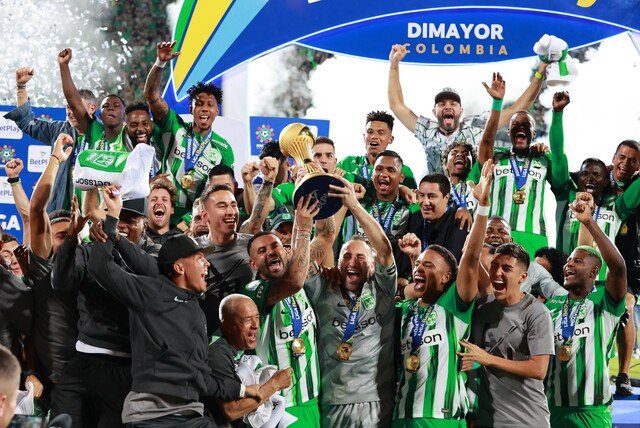 "Cuenten la verdad": Efrain Juárez se pronuncia luego de renunciar a la dirección técnica del Atlético Nacional