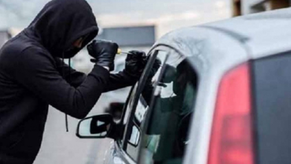 Conductor de aplicación fue atacado con puñal y despojado de su carro 10 Conductor de aplicación fue atacado con puñal y despojado de su carro El conductor se encuentran en una Unidad de Cuidados Intensivos.