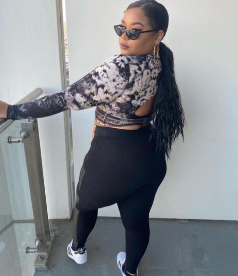 ¿De qué murió la reconocida influencer Killadamente? Carol Acosta, más conocida como Killadamente, falleció a los 27 años. La joven era creadora de contenido y madre de dos pequeños.