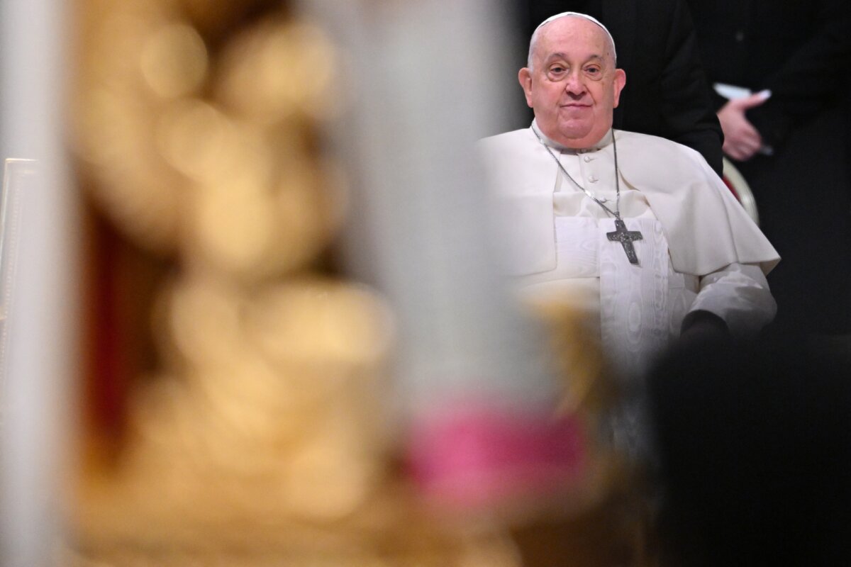 Estado de salud del Papa sigue siendo crítico: "tuvo una crisis respiratoria" El Vaticano anunció que la salud del papa Francisco sigue en estado crítico.